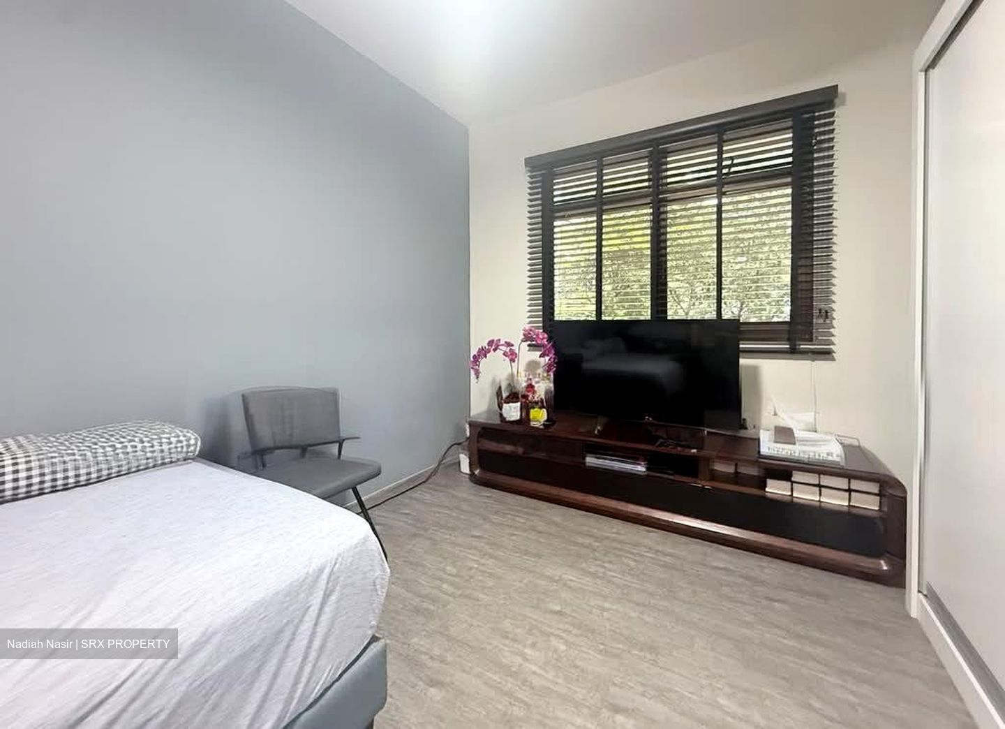 Blk 202A Compassvale South Gate (Sengkang), HDB Executive #566305311